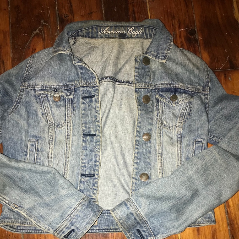 Ae denim jacket 🌈